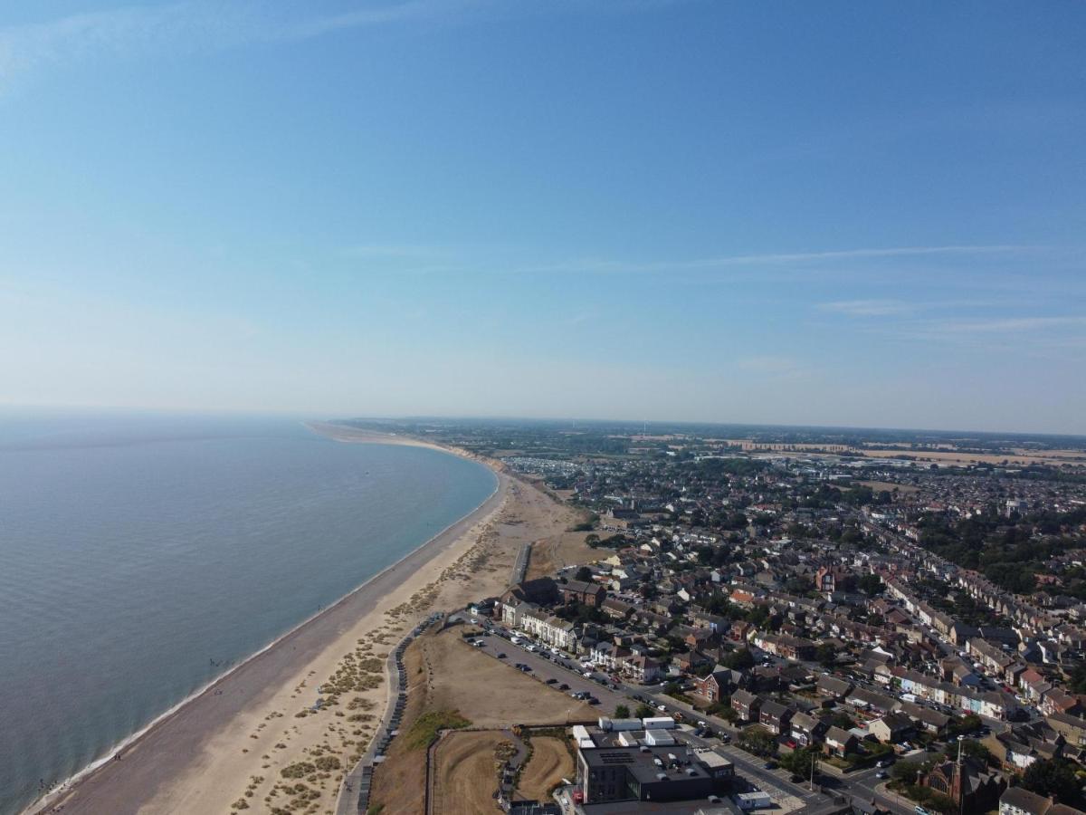 Stunning 6 Berth Lodge With Full Sea Views In Suffolk Ref 68007Cr Лоустофт Экстерьер фото